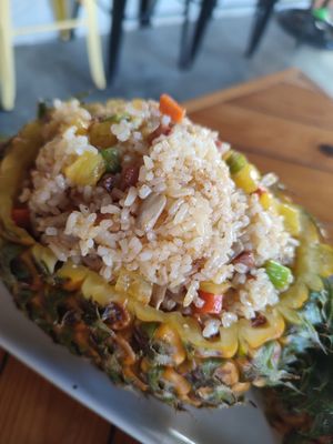 Pineapple stir fry at ROM Vegetarian Restaurant in Hoi An