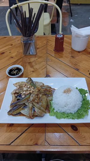 Eggplant and mushrooms at ROM Vegetarian Restaurant in Hoi An