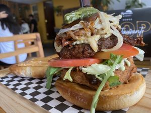 Happy farm burger at Blooming Onion - Moctezuma in Guadalajara