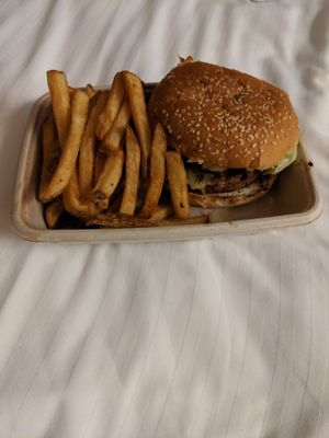 Takeaway steakhouse beyond burger at Veggie Grill by Next Level - River North in Chicago