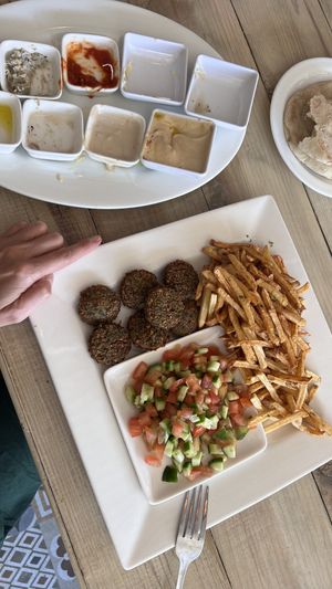 The size   at Falafel Bocas Sababa in Bocas Del Toro