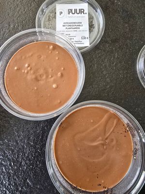 Avocadomousse with oreo crumble at Pasta Puur in Oostkamp