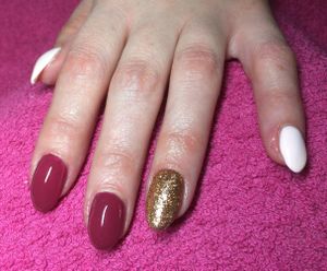 Gel set at Nails on Wheels in Ichtegem