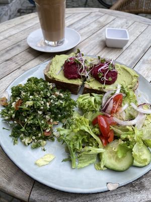 Tabouleh salad with avocado and beet hummus toast   at Preps in Maastricht