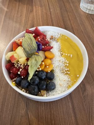 Mango Smoothie Bowl  at Preps in Maastricht