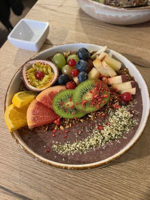 cacao smoothie bowl (power bowl) #Veganuary at Preps in Maastricht