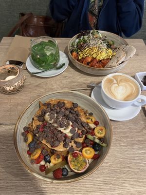 Vegan power pancakes en vegan stoofpot😋  at Preps in Maastricht