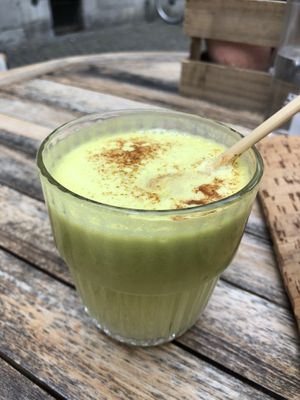 seasonal juice with pear apple ginger cinnamon  at Preps in Maastricht