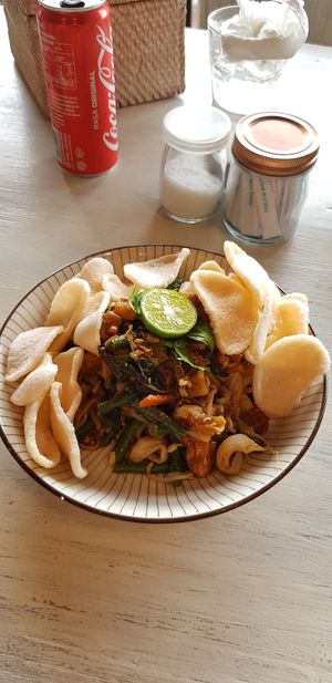 Gado-Gado (not vegan as it is disclaimed!!) at Warung Sari in Pecatu
