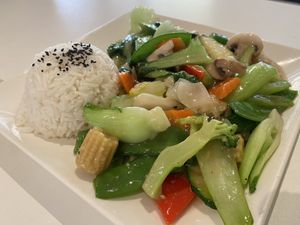 Stir fried veges  at Loving Hut in Mount Gravatt