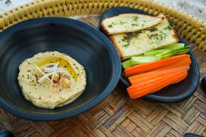 hummus with garlic bread and veg at Bamboo Jam in Koh Rong