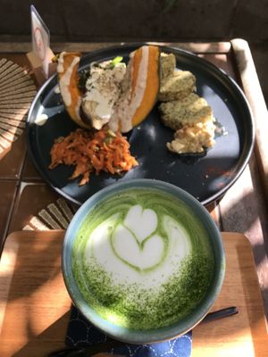 Bon soy matcha lattee and vegan falafel and vege plate  at Vermillion - cafe. in Kyoto