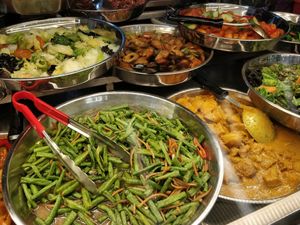 Buffet spread at SHU Vegetarian 蔬方斋 - Jurong West in Central Singapore