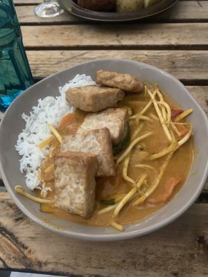 tempeh curry at no bones in Krakow