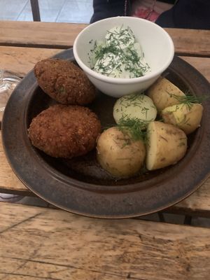 cutlets and potatoes  at no bones in Krakow
