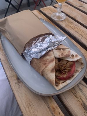 gyros wrap  at no bones in Krakow