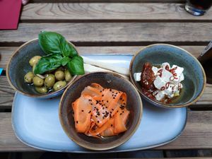 Starter at no bones in Krakow