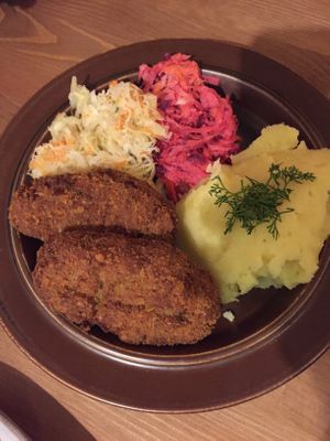 vegan cutlet at no bones in Krakow