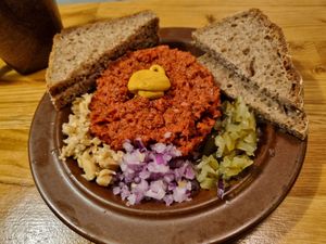 Tartare starter at no bones in Krakow