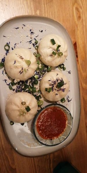 Boazi at no bones in Krakow