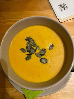 Soup at no bones in Krakow