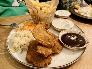 Oyster mushroom schnitzel with chips  at no bones in Krakow