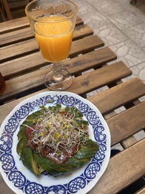   at no bones in Krakow