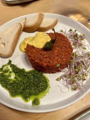 Steak Tartare  at no bones in Krakow