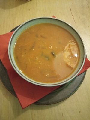 zupa soczewicowa at no bones in Krakow