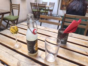 Liquor and ginger beer 🍻 at no bones in Krakow