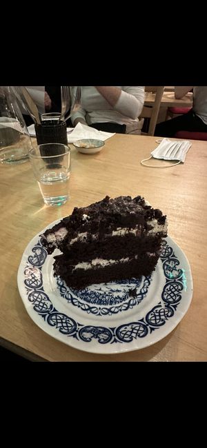 CAKE  at no bones in Krakow