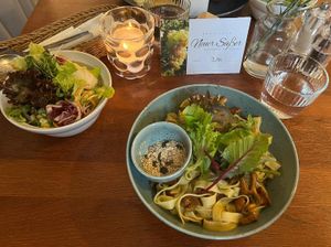 fettuccine mit thymian-pfifferlingen & beilagensalat at Kartoffelhaus in Freiburg