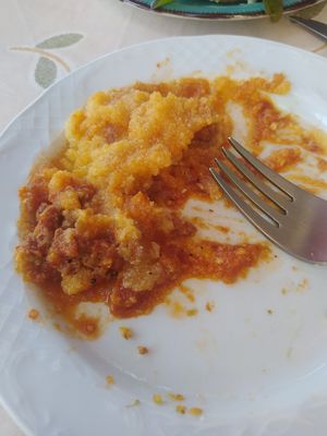 Polenta boloñesa at La Marmita Verde in Ponferrada