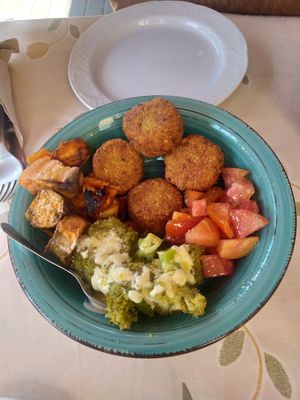Falafel casero at La Marmita Verde in Ponferrada