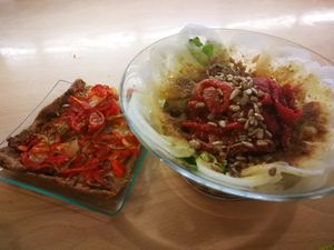 ensalada y coca at La Marmita Verde in Ponferrada
