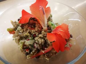 tabule de quinoa at La Marmita Verde in Ponferrada