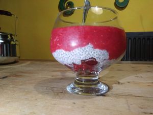 Puding chía y crema de frutos rojos at La Marmita Verde in Ponferrada