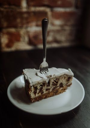 Tofurnik bananowy. Banana tofu cheescake. at Tajfun in Wroclaw