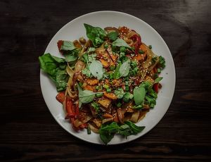 Pad-Thai tamarydowy. Tamarind Pad-Thai. at Tajfun in Wroclaw