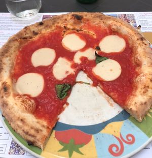 Margherita  at Rossopomodoro in Padua