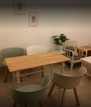  at Le Cattitude Cafe in Vientiane