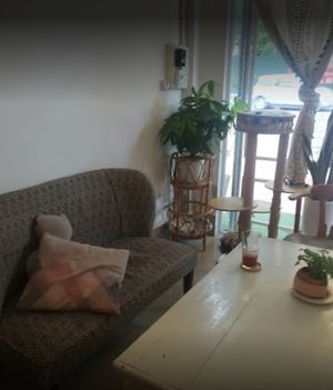  at Le Cattitude Cafe in Vientiane