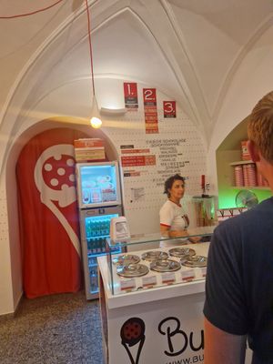  at Buburuza Eis in Steyr