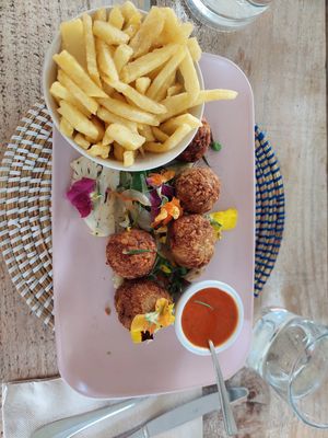 Vegan angus entrecôte 16eur at Es Taller in Valldemossa