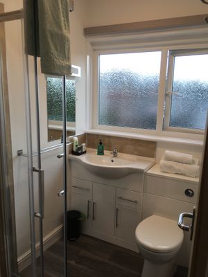 The bathroom lovely and new  at Peasholm Park Vegan B&B in Scarborough