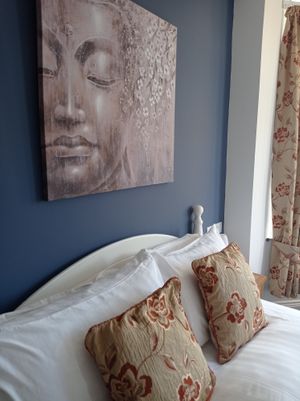 Room No. 3 at Peasholm Park Vegan B&B in Scarborough