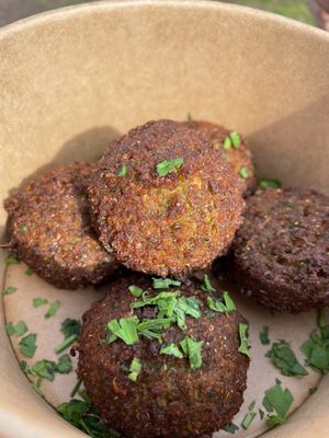 Falafel at Kuli Alma in Frankfurt