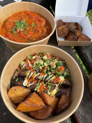 Kebab (bottom), Chraime (top) at Kuli Alma in Frankfurt
