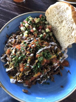 Shawarma - riiiichtig lecker - da können selbst die toten Tiere einpacken dagegen  at Kuli Alma in Frankfurt