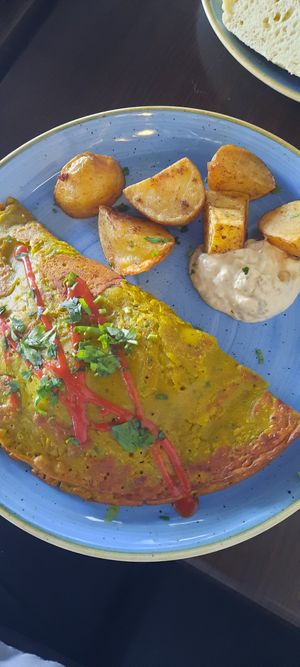 Kicherebsen-Omelette at Kuli Alma in Frankfurt